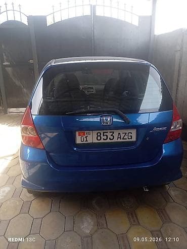 jac авто: Honda Jazz: 2008 г., 1.3 л, Механика, Бензин, Хэтчбэк — 3