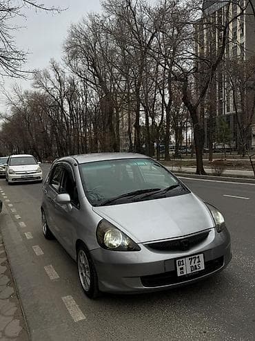 хонда истеп 1: Honda Fit: 2002 г., 1.3 л, Автомат, Бензин, Хетчбек — 5