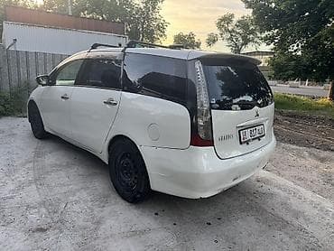 byd han: Mitsubishi Grandis: 2003 г., 2.4 л, Автомат, Газ, Минивэн — 4
