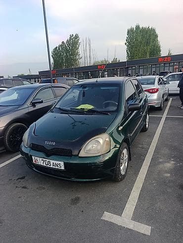 lexsus 460: Toyota Yaris: 2001 г., Ручные, Бензин, Хэтчбэк — 4