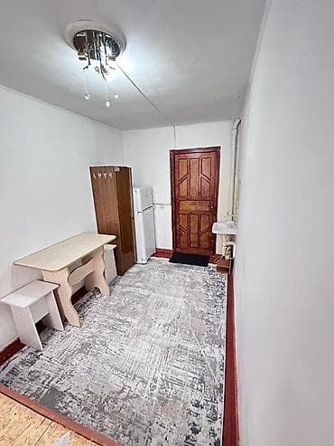 сдаю под салон красоты: 1 комната, 10 м², Гостиничный тип, 3 этаж, Косметический ремонт — 2