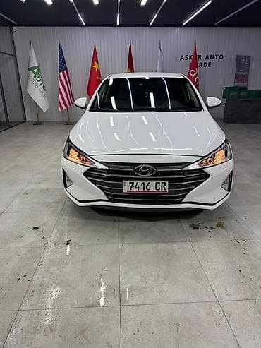 daewoo centra: Hyundai Elantra: 2019 г., 2 л, Автомат, Бензин, Седан — 3
