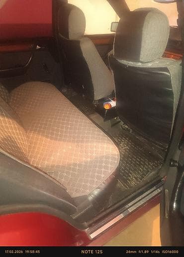 bmw e: Mercedes-Benz W124: 1992 г., 2 л, Механика, Бензин — 5