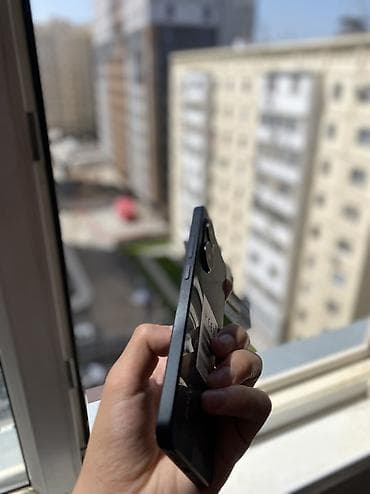 xbox rog ally: Poco X7 Pro, Б/у, 256 ГБ, цвет - Черный, 1 SIM, 2 SIM, eSIM — 5