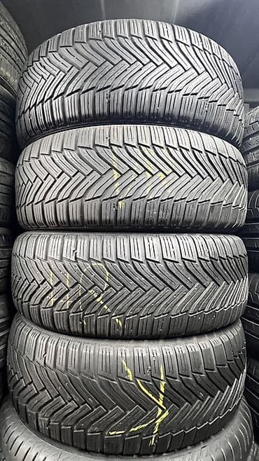 Комплект автомобильных шин (4 шт.) с направленным V-образным