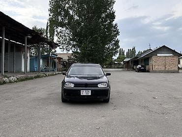 Volkswagen Golf: 1998 г., 1.6 л, Кол менен иштөөчү, Бензин, Хетчбек