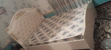 купить двуспальную кровать с матрасом бу: Двуспальная кровать, Б/у, С матрасом, длина - 220 см — 7