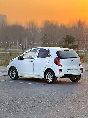 карнивал 2019: Kia Picanto: 2019 г., 1 л, Автомат, Бензин, Хэтчбэк — 4