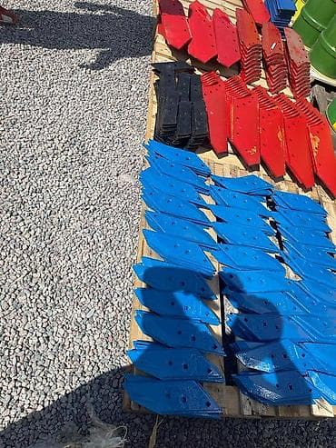 Зоотовары: Продаем лемех, долото, полевая доска, нагрудник, перо на импортные — 6