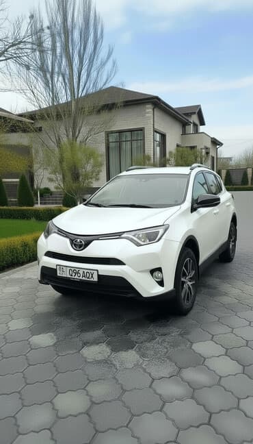 Toyota RAV4: 2018 г., 2.5 л, Вариатор, Бензин, Кроссовер