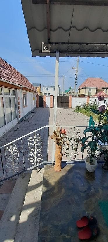 дом жм алтын ордо: ПРОДАЮ!!! Дом двухуровневый в ж/ м АЛТЫН - ОРДО( через ул Анкара) из — 3