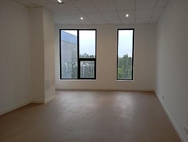 Коммерциялык мүлк: Кеңселерди ижаралоо, 27 м², Бизнес борборунда, 1-катар, Коопсуздук системасы менен, Юридикалык дареги менен — 6