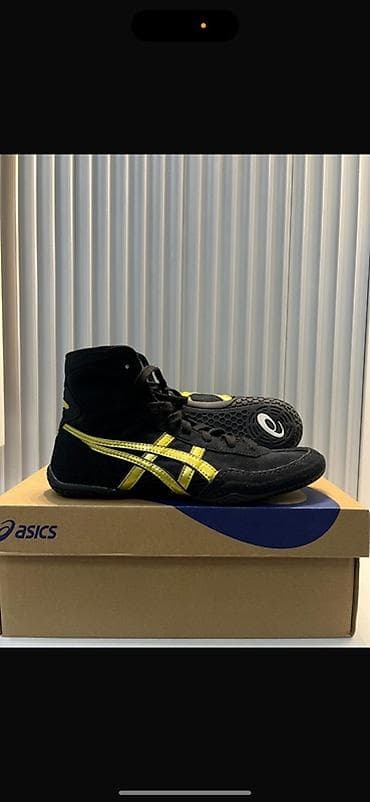 Мужские кроссовки, 39, Asics, Новый, цвет - Черный, Самовывоз, Платная доставка