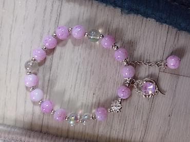 dr martens: Браслет из бусин «Лиловый шарм» - Основа: эластичная нить. - Бусины — 3