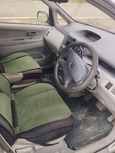 голф3 каропка: Toyota Nadia: 2000 г., 2 л, Автомат, Бензин — 6