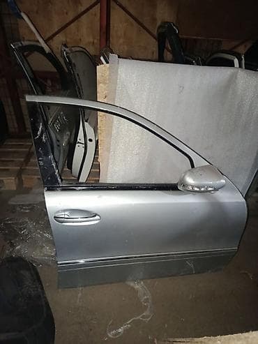 m272: Дверь Передняя правая Mercedes-Benz, Оригинал — 1