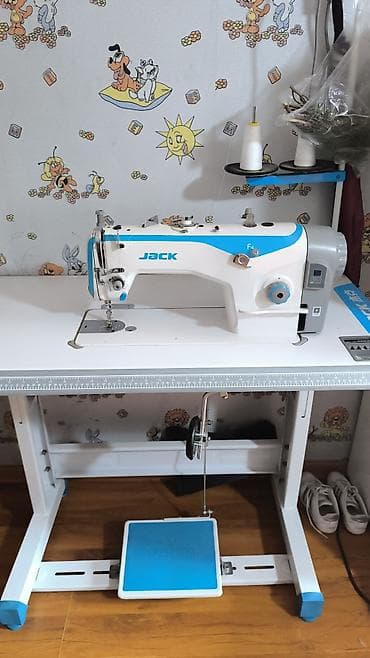 Оверлочные машинки: Jack, В наличии — 1
