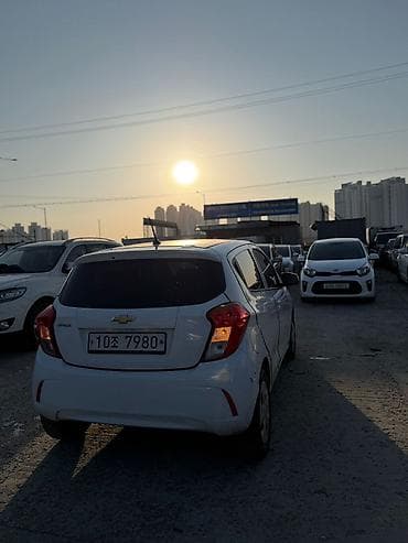 lada priors: Chevrolet Spark: 2020 г., 1 л, Автомат, Бензин, Хэтчбэк — 4