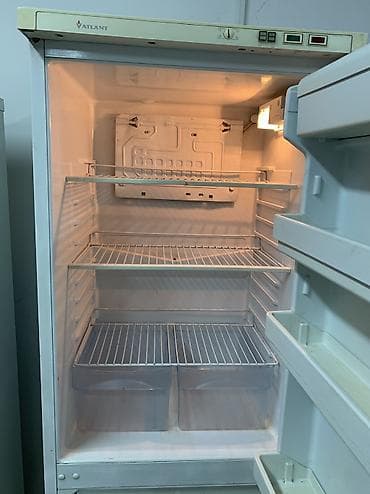 урна для пластиковых бутылок: Холодильник Atlant, Б/у, Двухкамерный, 60 * 175 * 60 — 3