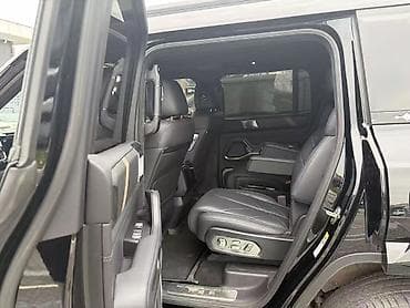 леопард машина: BYD FangChengBao Leopard 8: 2024 г., 2 л, Автомат, Гибрид, Внедорожник — 6