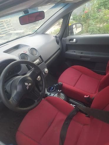 byd ev: Mitsubishi Colt: 2004 г., 1.3 л, Механика, Бензин, Хэтчбэк — 7