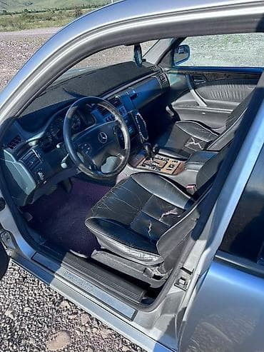 хунчи авто: Mercedes-Benz E-Class: 2000 г., 3.2 л, Автомат, Газ, Седан — 4