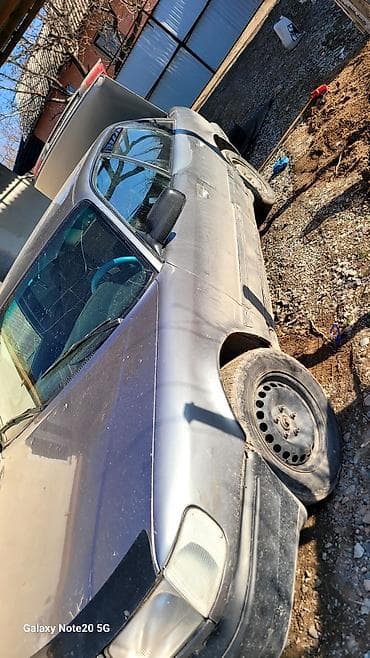 ауди нарын: Audi 100: 1991 г., 2.3 л, Механика, Бензин, Седан — 2