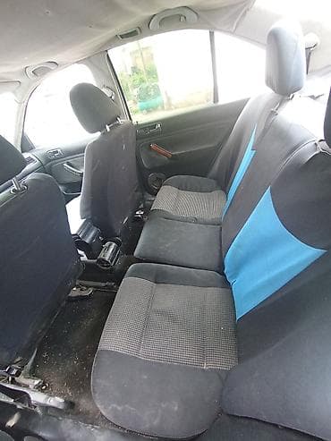 honda mobilo: Volkswagen Bora: 2001 г., Седан — 6