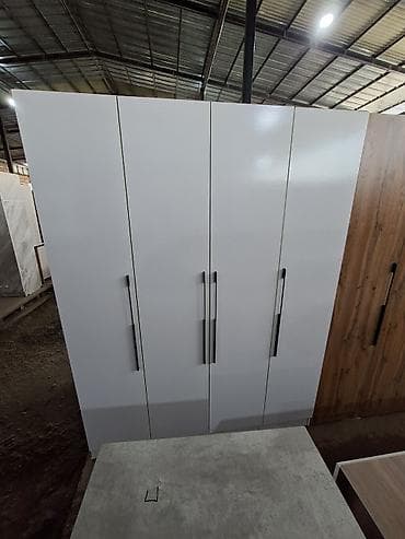 Шифоньерлер, кийидер үчүн шкафтар: Шкаф-купе/гардероб 5‑дверный с фасадами под натуральное дерево и — 10