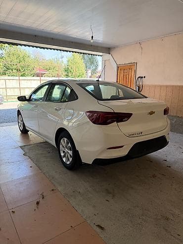 Унаа: Chevrolet Onix: 2021 г., 1 л, Автомат, Бензин, Седан — 4
