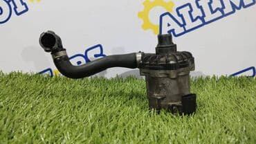 e71: Помпа BMW Б/у, Оригинал — 1