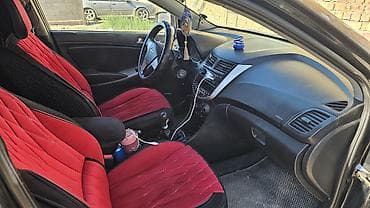 mazda kronus: Hyundai Solaris: 2014 г., Седан — 2