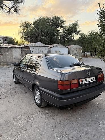 crv rd1: Volkswagen Vento: 1994 г., 1.8 л, Механика, Бензин, Седан — 5