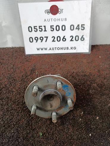 step rf3: Ступица колеса для Toyota Opa ZCT10, 2005 г. - Оригинальная деталь — 1