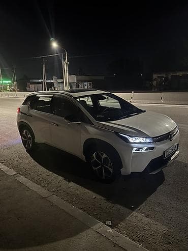 GAC: Aion V — электрический кроссовер - Кузов: компактный SUV, 5 дверей — 5