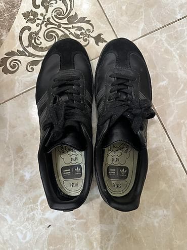 Мужские кроссовки, 42, Adidas, Б/у, цвет - Черный, Самовывоз