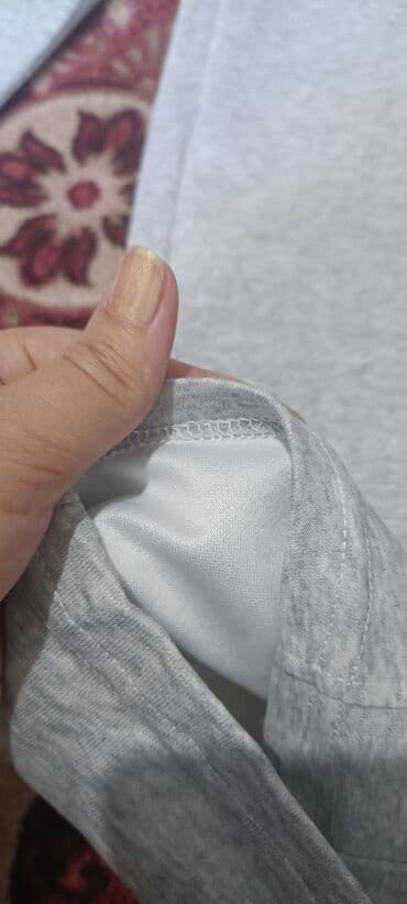 двойка брюки и кофта: Размер М
для беременных тоже подойдет 
на высокой посадке — 2