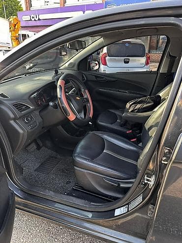 шевро: Chevrolet Spark: 2020 г., Хэтчбэк — 4