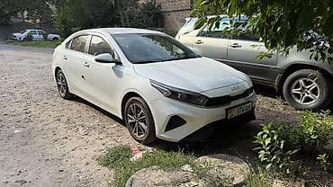 Kia K3: 2021 г., 1.6 л, Автомат, Бензин, Седан at lalafo.kg Kia K3: 2021 г., 1.6 л, Автомат, Бензин, Седан