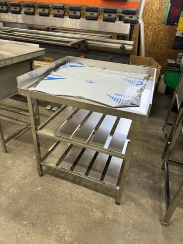 оборудование для кафе и ресторанов бу: Котломойка, ванна, раковина, стол из нержавейки, стол мучной, плиты — 5