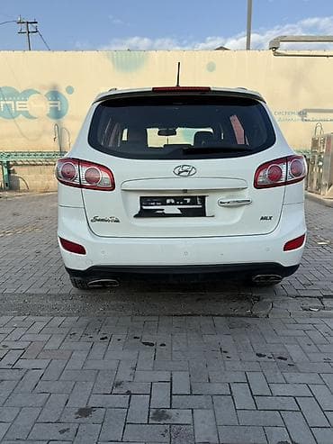 Транспорт: Hyundai Santa Fe: 2011 г., 2 л, Автомат, Дизель, Кроссовер — 4