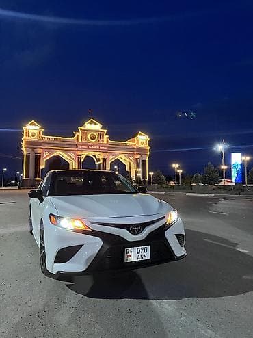 Унаа: Toyota Camry: 2018 г., 2.5 л, Автомат, Бензин, Седан — 5