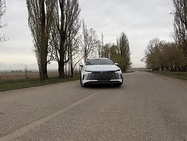 требуется вложения: BYD Qin: 2025 г., 1.5 л, Автомат, Гибрид, Седан — 2