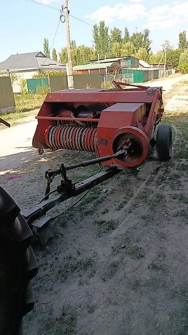 рулонный прессподборщик: Пресс‑подборщик рулонный/кирпичный для заготовки сена и соломы. - — 1