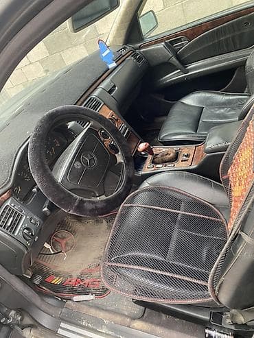 а 190: Mercedes-Benz E-Class: 1996 г., 3 л, Ручные, Дизель, Седан — 5