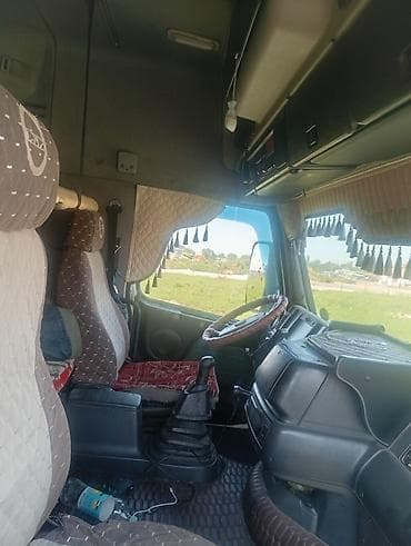 ручка кпп w210: Тягач, Volvo, 2001 г., Без прицепа — 2