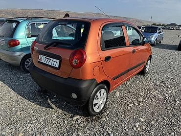 aion v: Chevrolet Spark: 2005 г., 0.8 л, Механика, Бензин, Хэтчбэк — 2