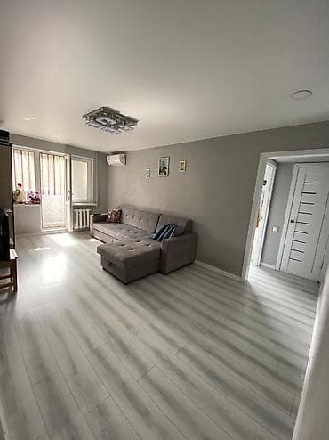 3 room flat: 2 комнаты, 43 м², 104 серия, 3 этаж — 7