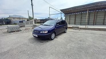Toyota: Toyota Picnic: 2000 г., 2 л, Механика, Бензин, Минивэн — 8