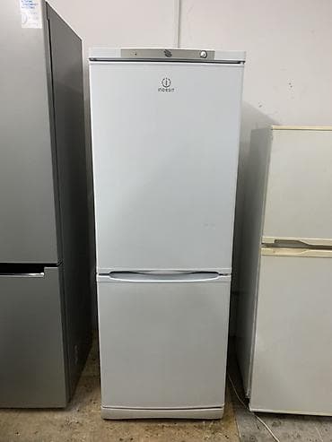 neta s: Холодильник Indesit, Двухкамерный — 1